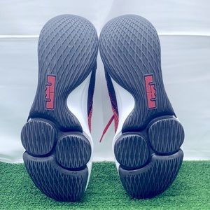 Nike LeBron Witness 4 BV7427-002 Size 14 Bred Lebron James Basketball Shoe